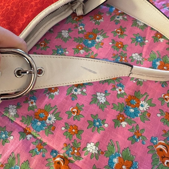 Authentic Coach Y2K Red Signature Jacquard Mini Shoulder Bag White Leather Trim - Picture 7 of 9